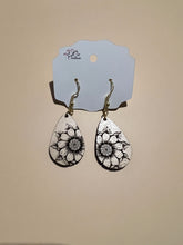 Load image into Gallery viewer, Sunflower Wood Earrings