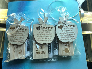 Teacher Appreciation Gift with apple tag