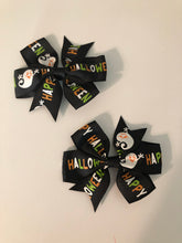 Load image into Gallery viewer, Halloween Pigtail Bows